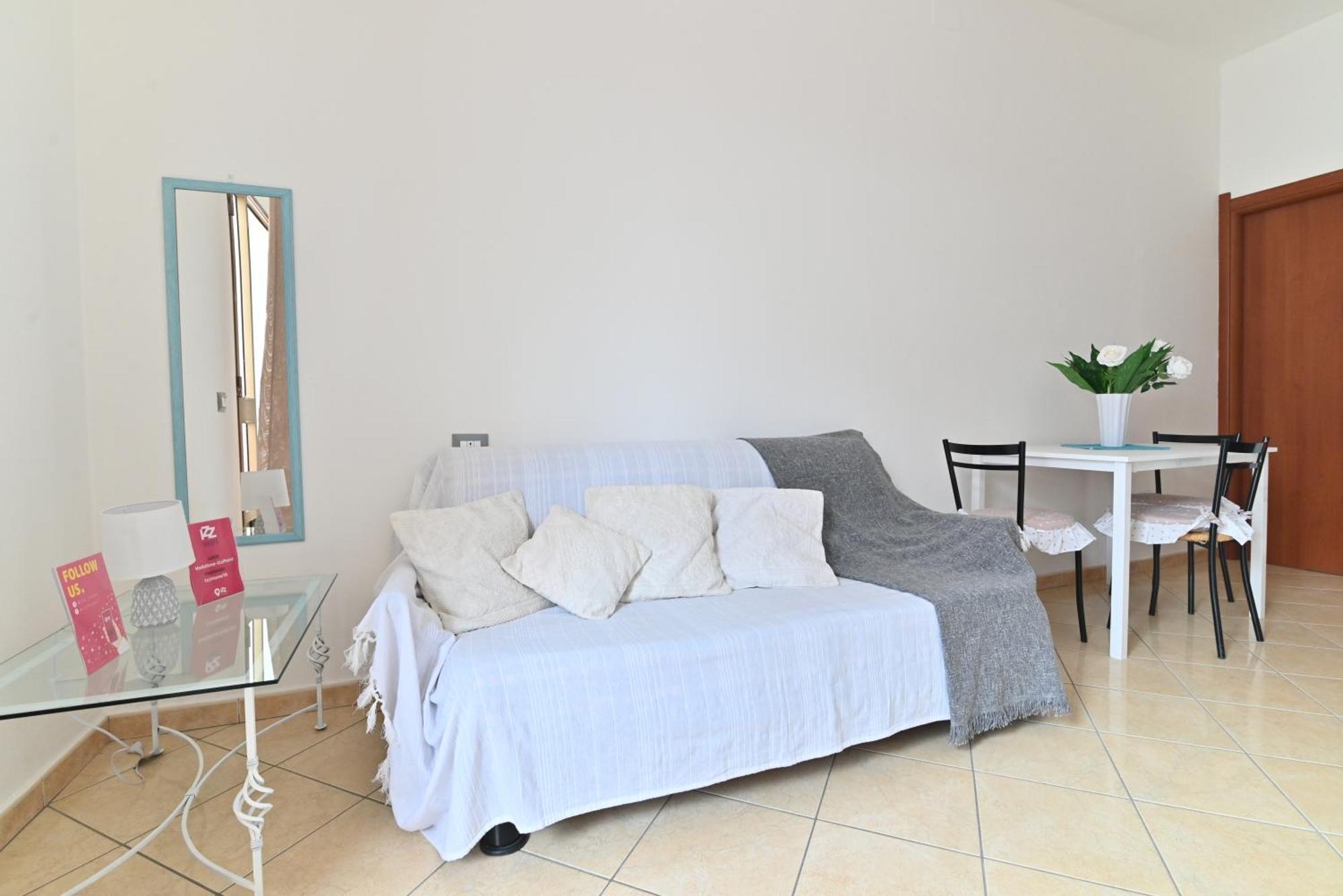 Izzhome Flamingo Pula Exterior photo